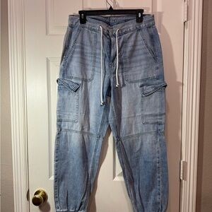 American Eagle Outfitters Light Blue Relaxed  Women’s Jeans
